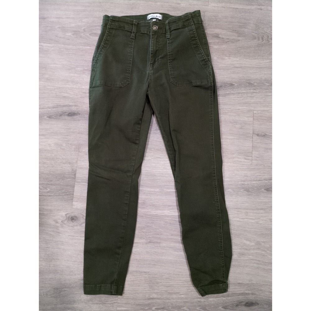 Studio Blue Women's Cargo Green 27